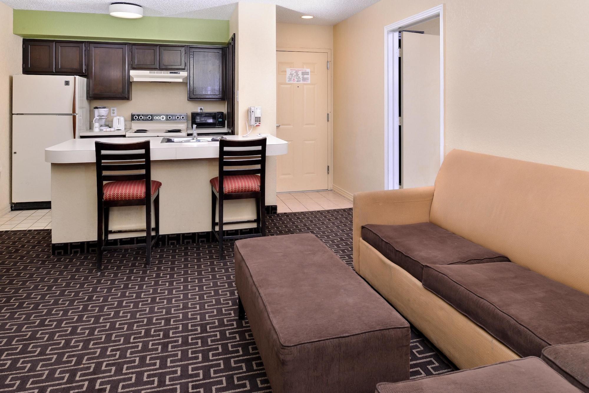 Americas Best Value Inn & Suites Extended Stay - Tulsa Bagian luar foto