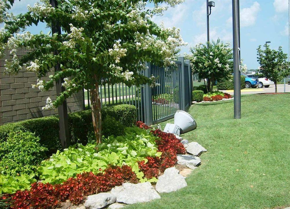 Americas Best Value Inn & Suites Extended Stay - Tulsa Bagian luar foto