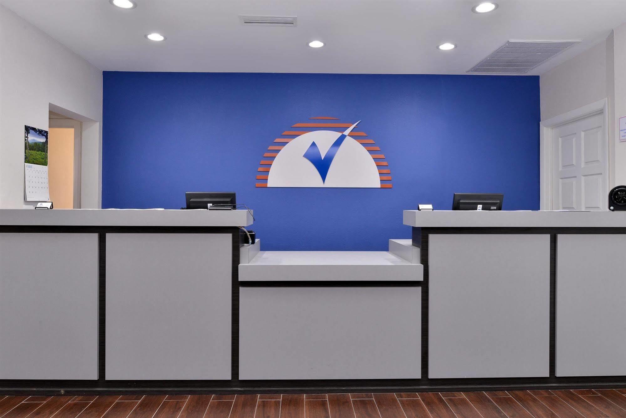 Americas Best Value Inn & Suites Extended Stay - Tulsa Bagian luar foto