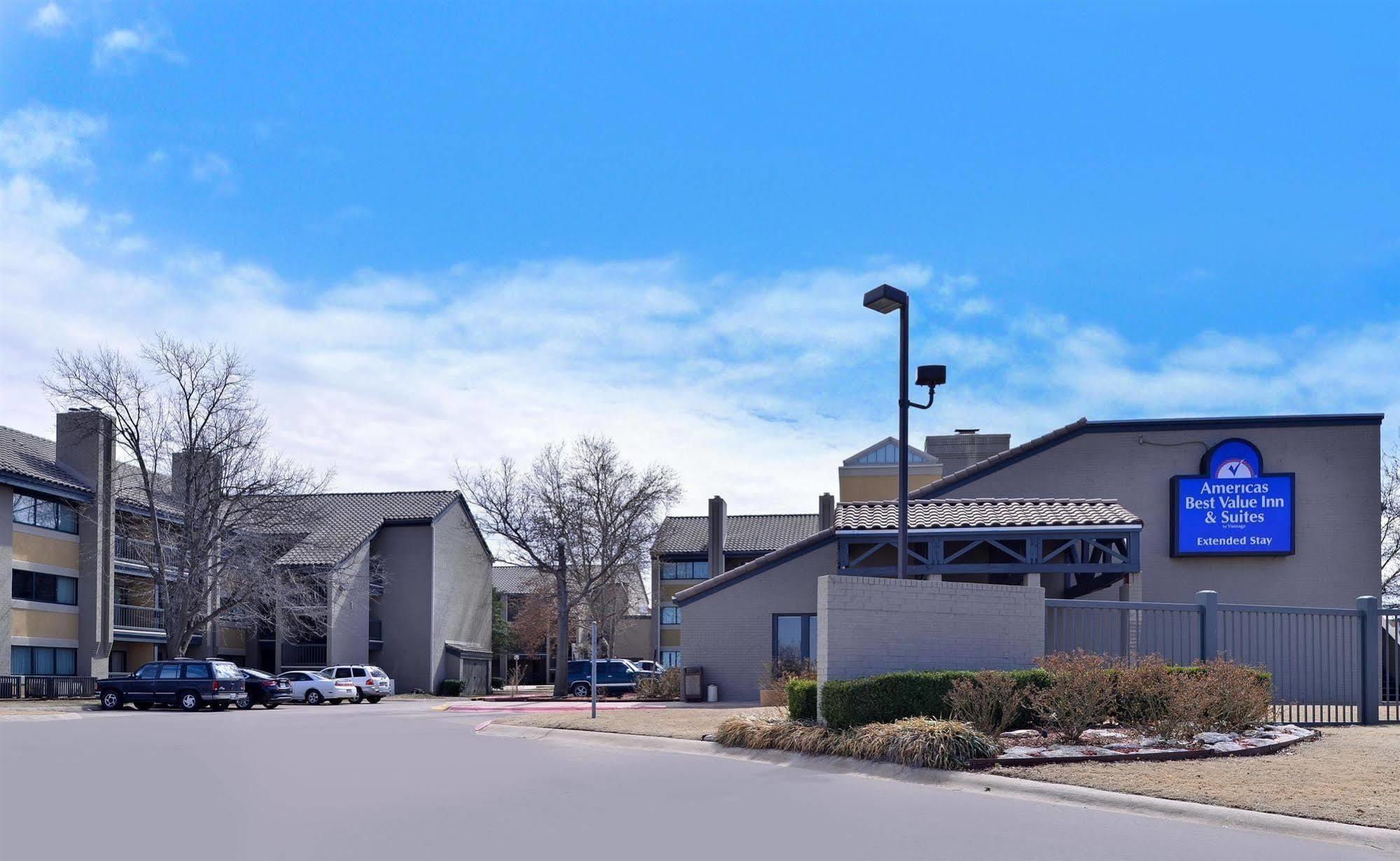 Americas Best Value Inn & Suites Extended Stay - Tulsa Bagian luar foto